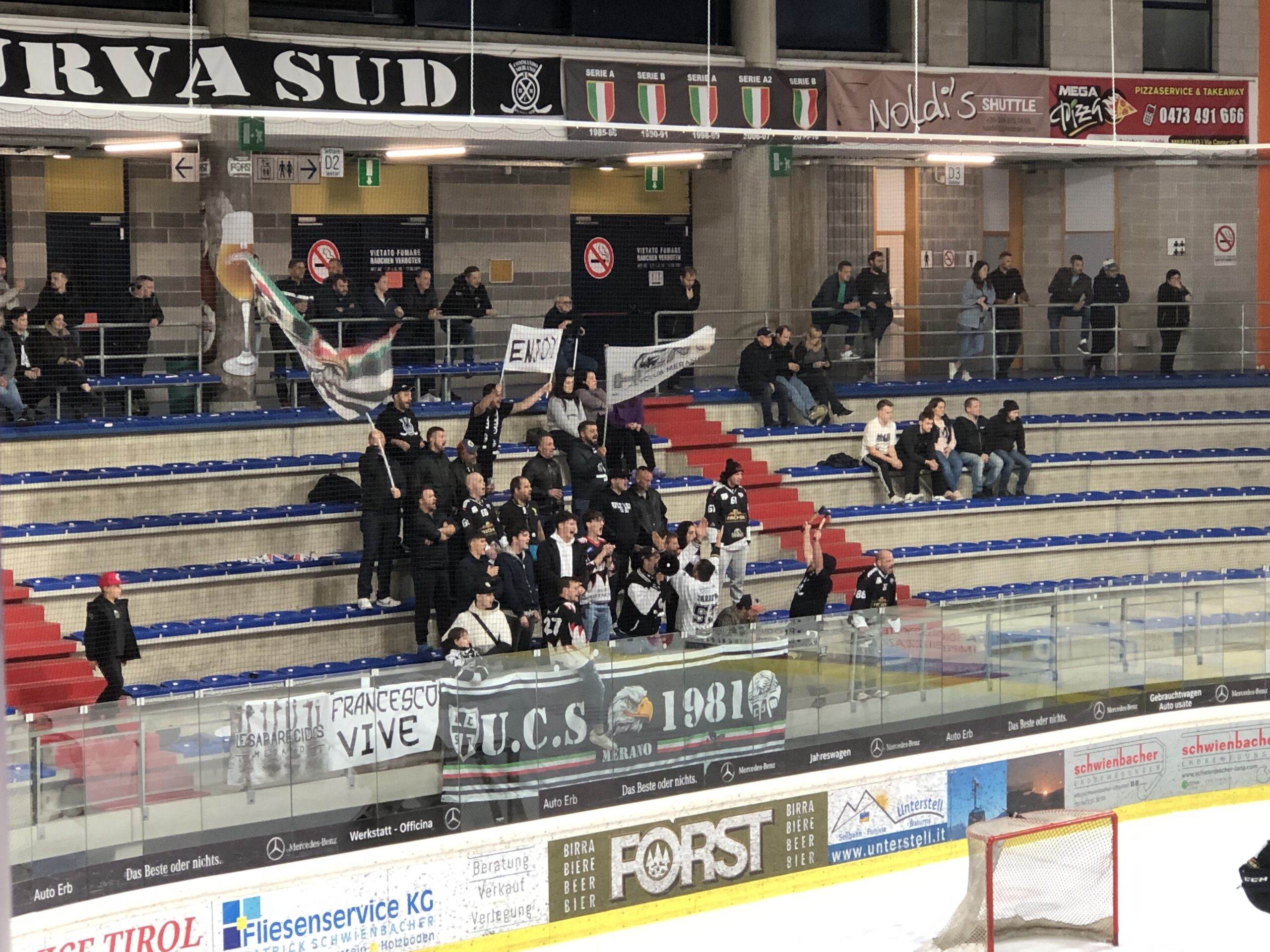 Die Curva-Sud von Meran